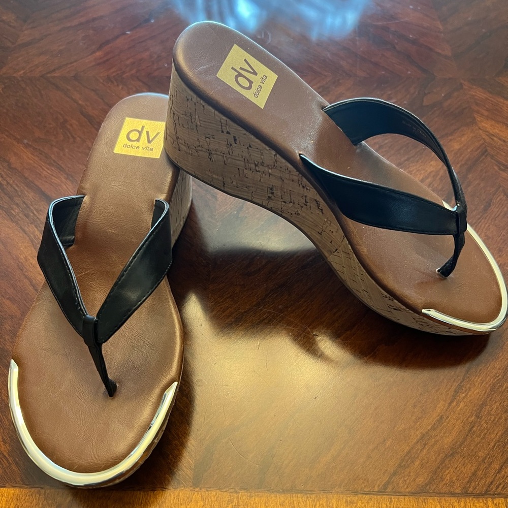 SOLD ! DV by Dolce Vita Black and Brown Wedge Sandals like new